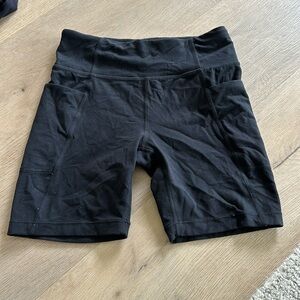 Athleta Girl bike shorts side pocket